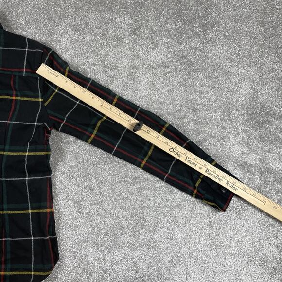 Pendleton Wool Flannel Shirt Womens Small Chunky Buttons Plaid Outdoors Black - Picture 11 of 12